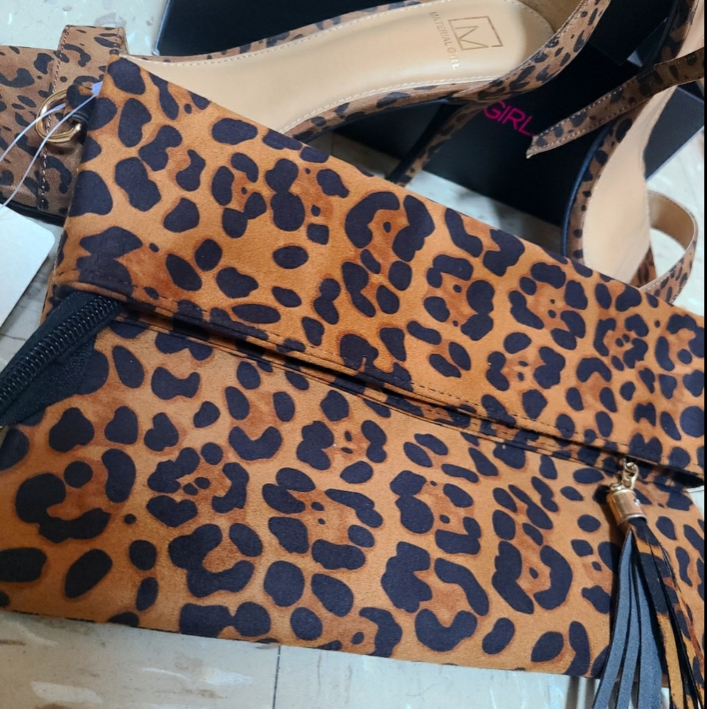 Leopard clutch bag